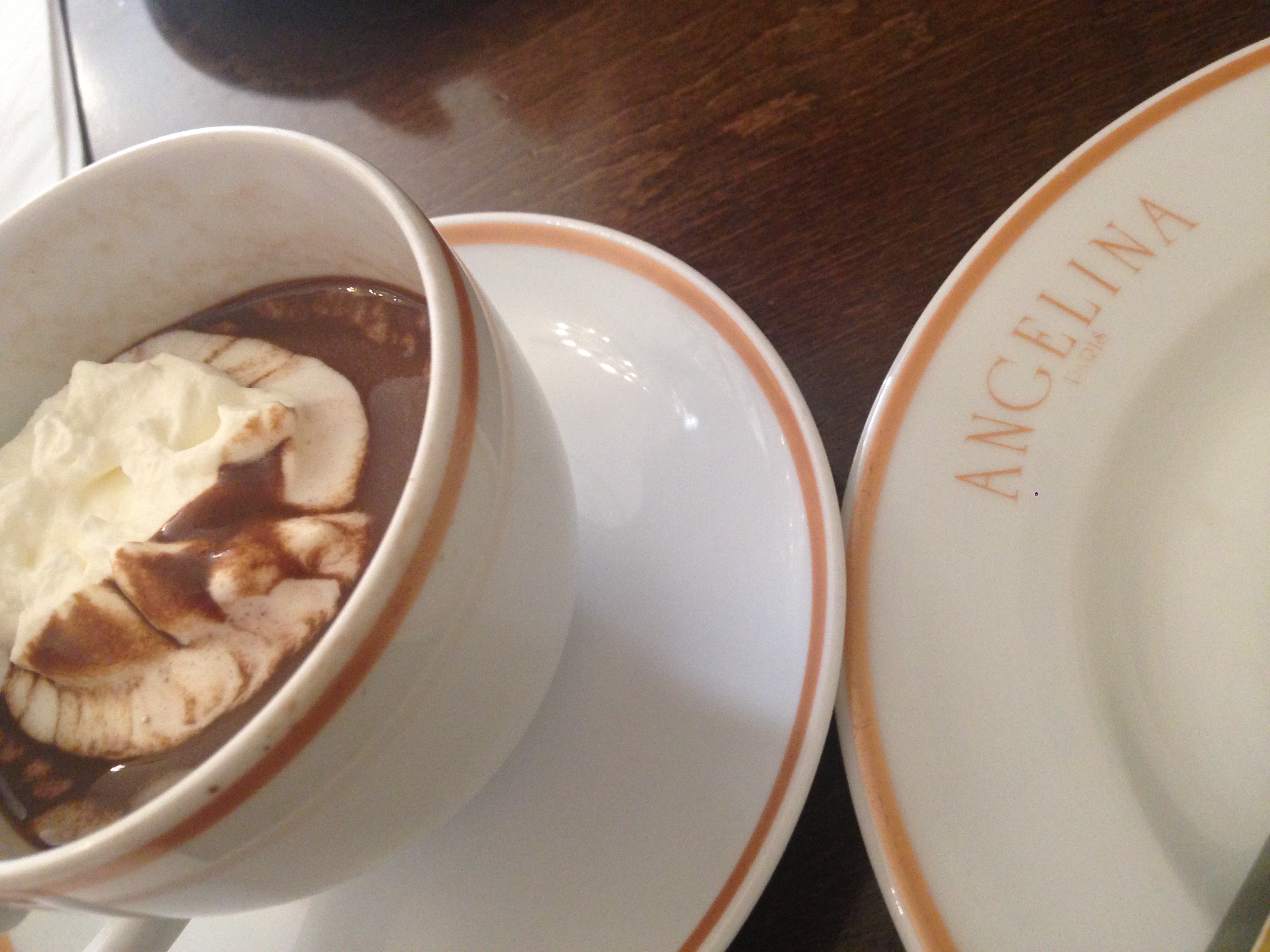 2014-05-09 Versailles Angelinas hot chocolate