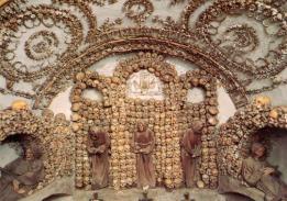 2016-08-19 Rome Catacombs Tour Capuchin Crypt 1